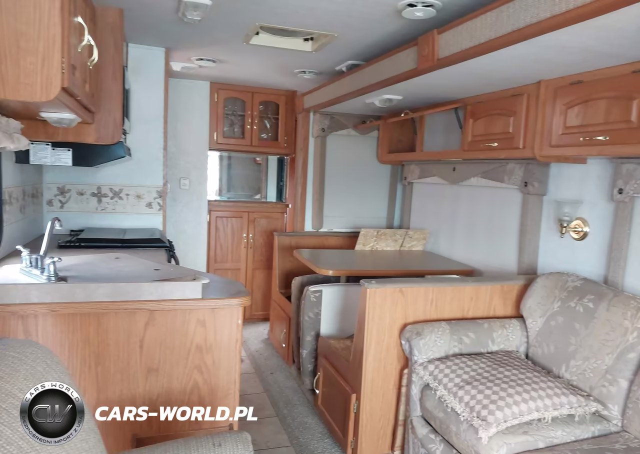 2004 Workhorse Custom Chassis Motorhome Chassis W22 VIN:5B4MP67G243379208 - 8