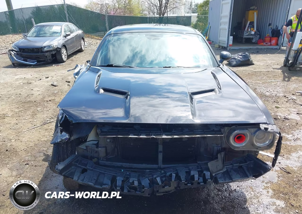 2015 Dodge Challenger R-T VIN:2C3CDZAT9FH712787 - 13
