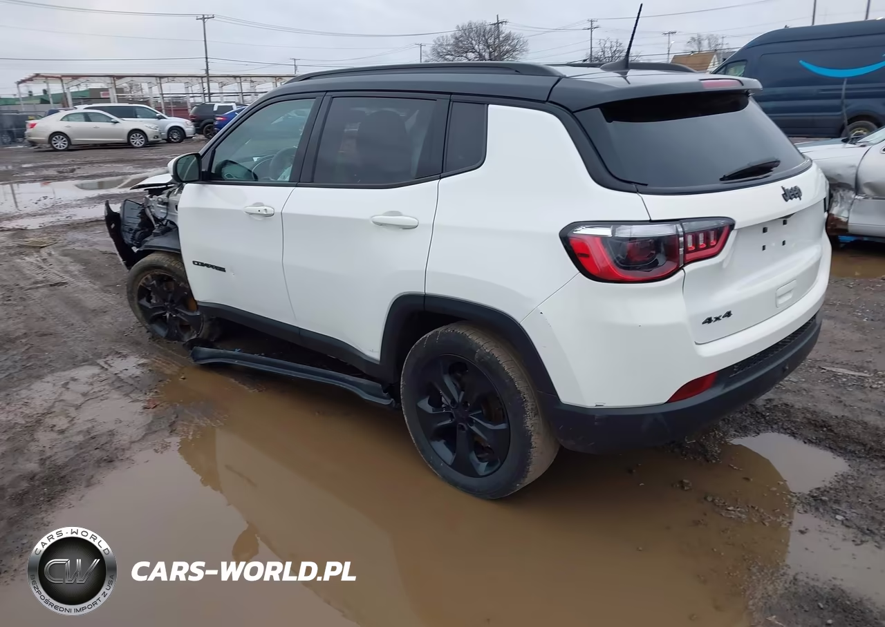 2021 Jeep Compass Altitude 4X4 VIN:3C4NJDBBXMT510602 - 3