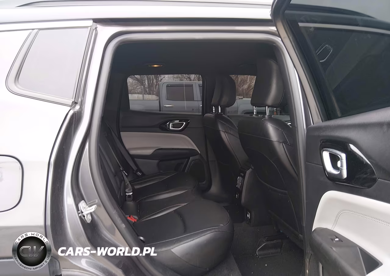 2024 Jeep Compass Limited 4X4 VIN:3C4NJDCN2RT145218 - 8