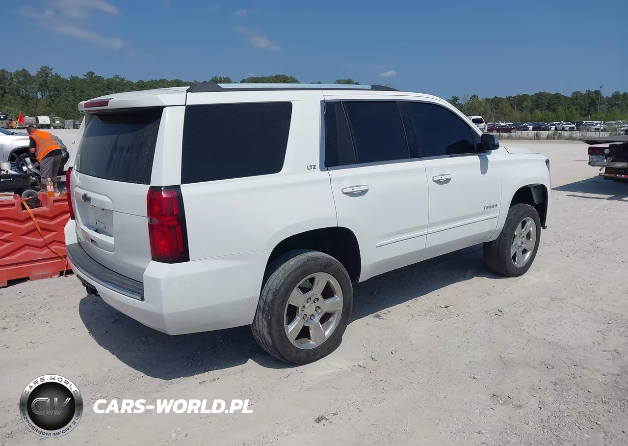 2016 Chevrolet Tahoe Ltz VIN:1GNSKCKC0GR465290 - 4