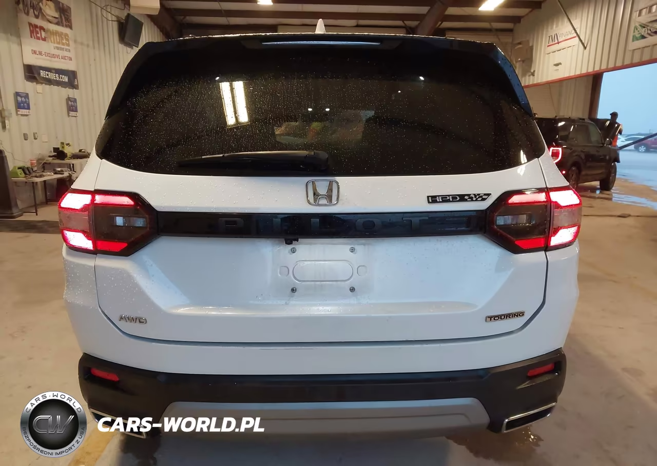 2023 Honda Pilot Awd Touring VIN:5FNYG1H76PB050872 - 16