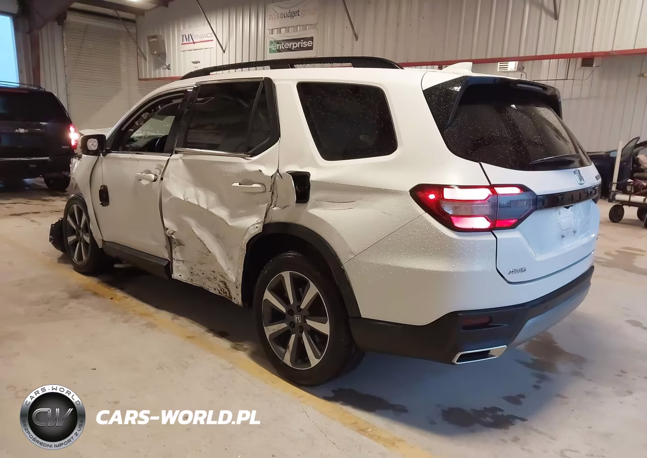 2023 Honda Pilot Awd Touring VIN:5FNYG1H76PB050872 - 3