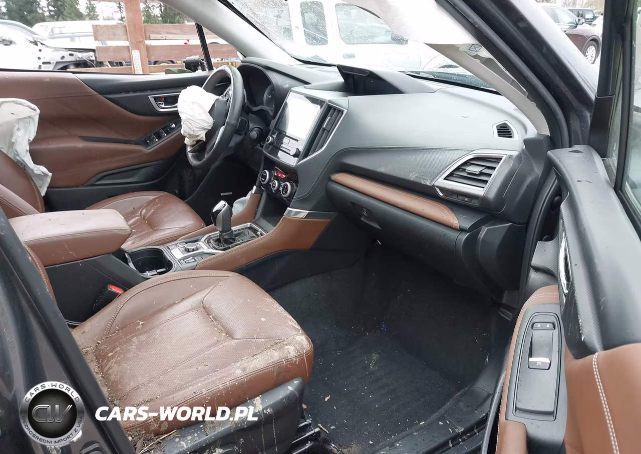 2020 Subaru Forester Touring VIN:JF2SKAXC9LH587198 - 5