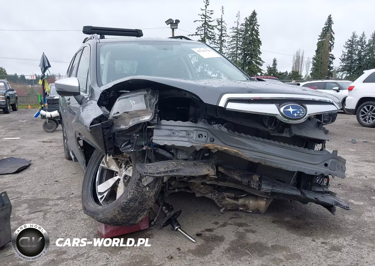 2020 Subaru Forester Touring VIN:JF2SKAXC9LH587198 - 6