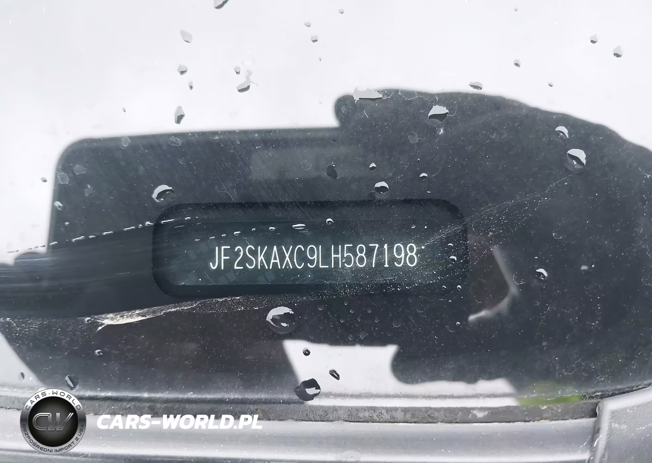 2020 Subaru Forester Touring VIN:JF2SKAXC9LH587198 - 9