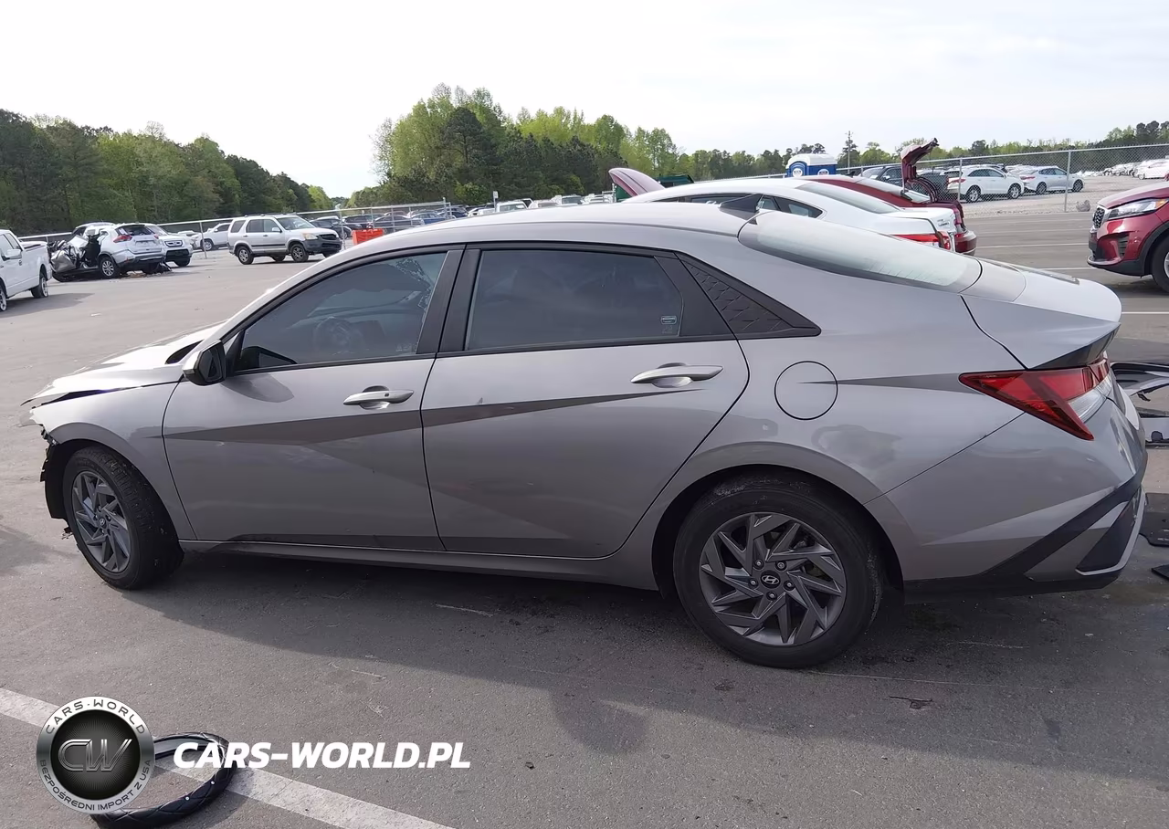 2024 Hyundai Elantra Sel VIN:KMHLM4DG5RU712229 - 15