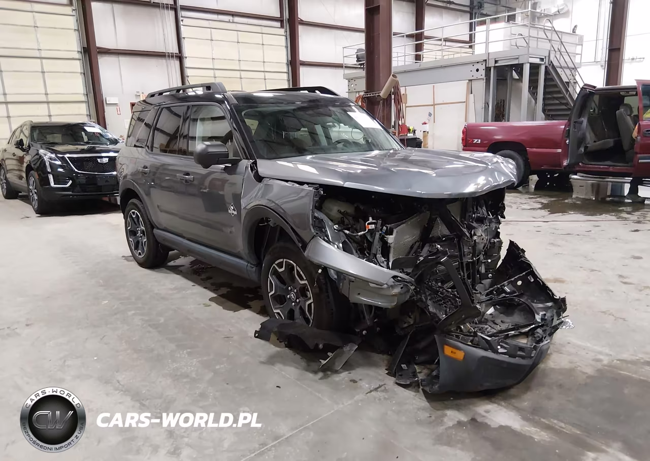 2025 Ford Bronco Sport Outer Banks – zdjęcie 1 z 16