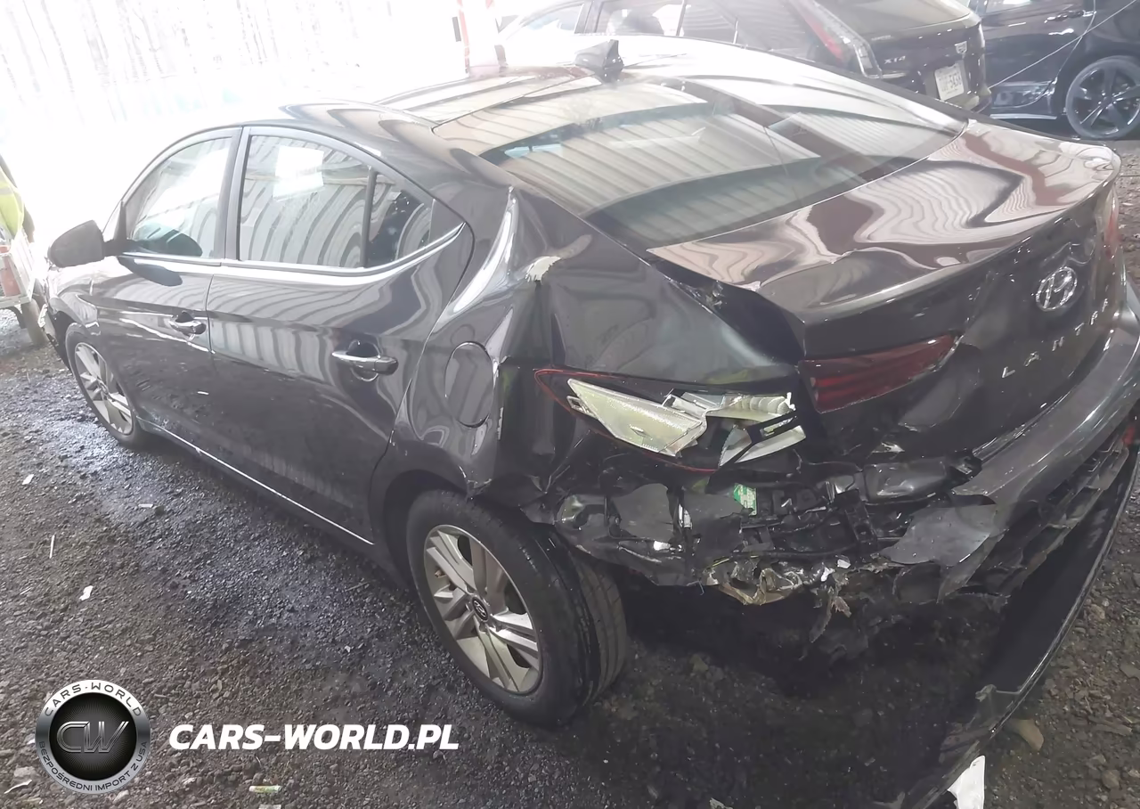 2020 Hyundai Elantra Sel VIN:5NPD84LF8LH631832 - 3