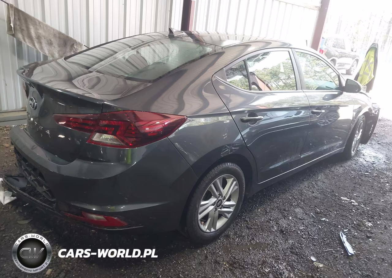2020 Hyundai Elantra Sel VIN:5NPD84LF8LH631832 - 4