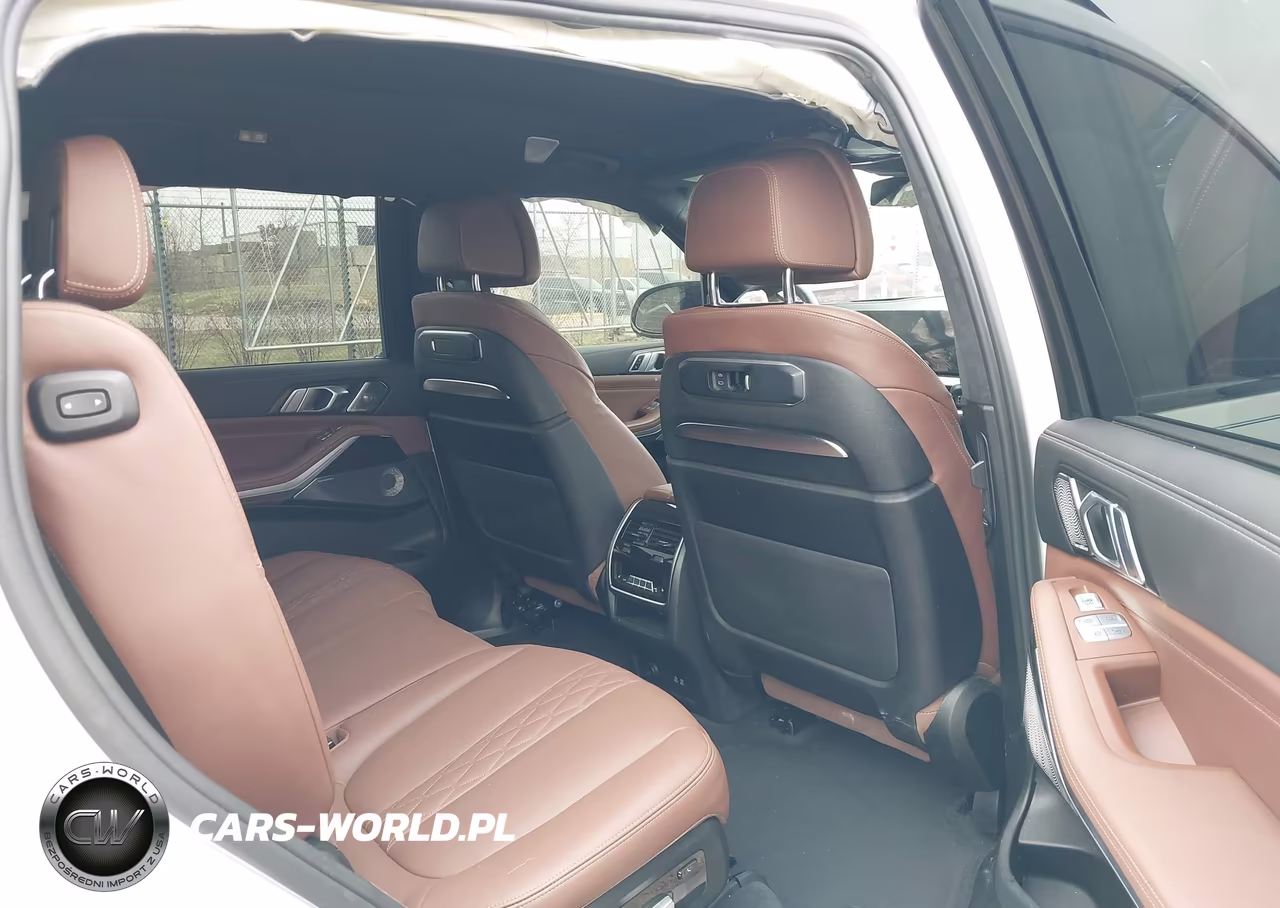 2024 BMW X7 M60I VIN:5UX33EM09R9S86174 - 8