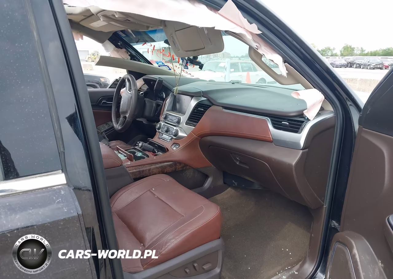2017 Chevrolet Tahoe Premier VIN:1GNSKCKC4HR235060 - 5