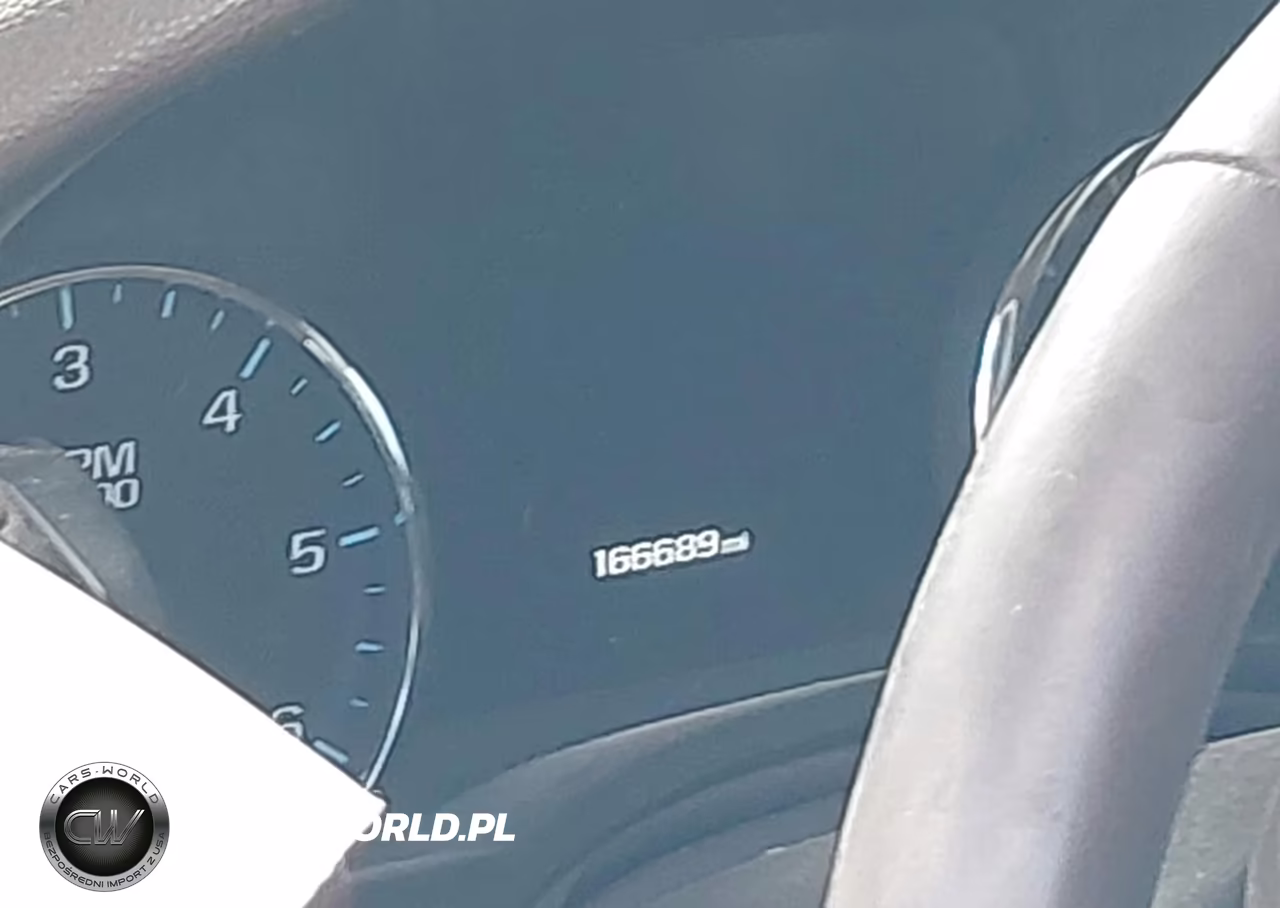 2017 Chevrolet Tahoe Premier VIN:1GNSKCKC4HR235060 - 7