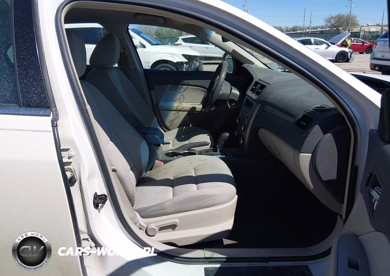 2010 Ford Fusion Se VIN:3FAHP0HA5AR390371 - 5