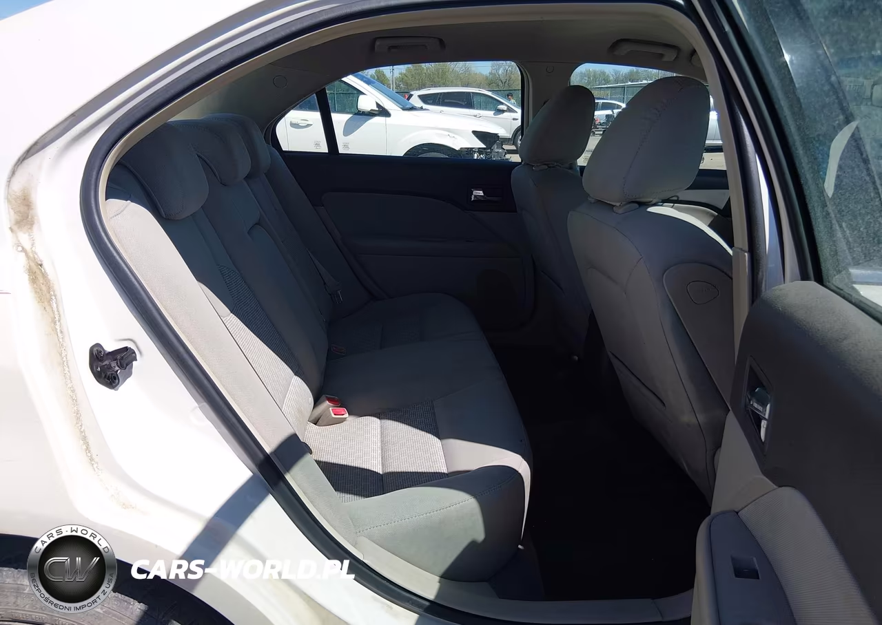 2010 Ford Fusion Se VIN:3FAHP0HA5AR390371 - 8