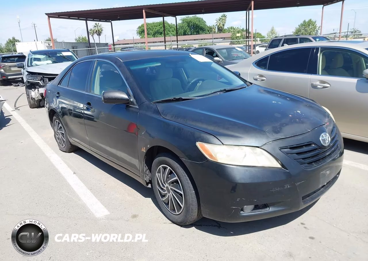2007 Toyota Camry Le – zdjęcie 1 z 16