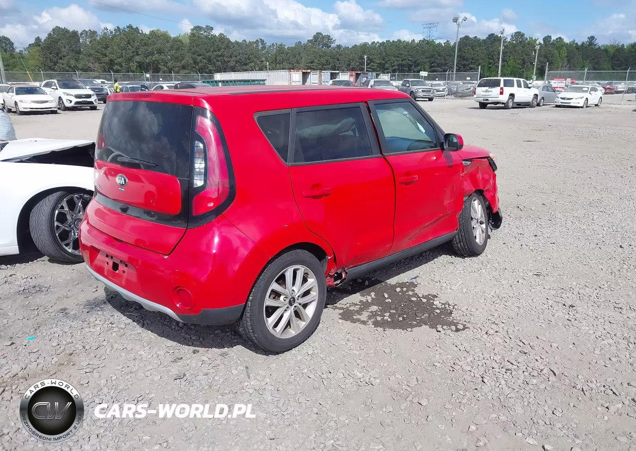 2017 Kia Soul + VIN:KNDJP3A54H7444657 - 4