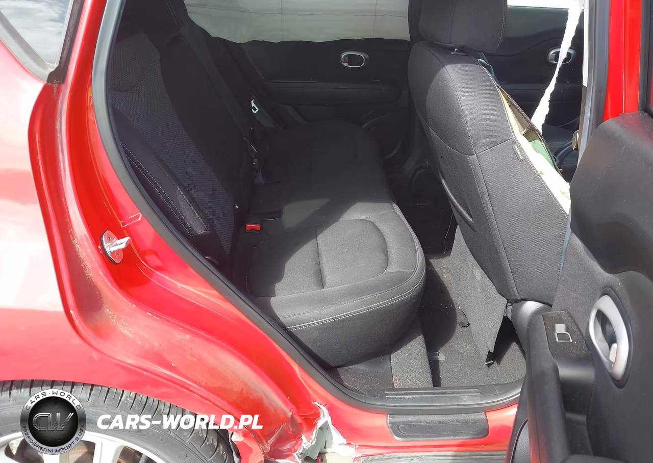 2017 Kia Soul + VIN:KNDJP3A54H7444657 - 8