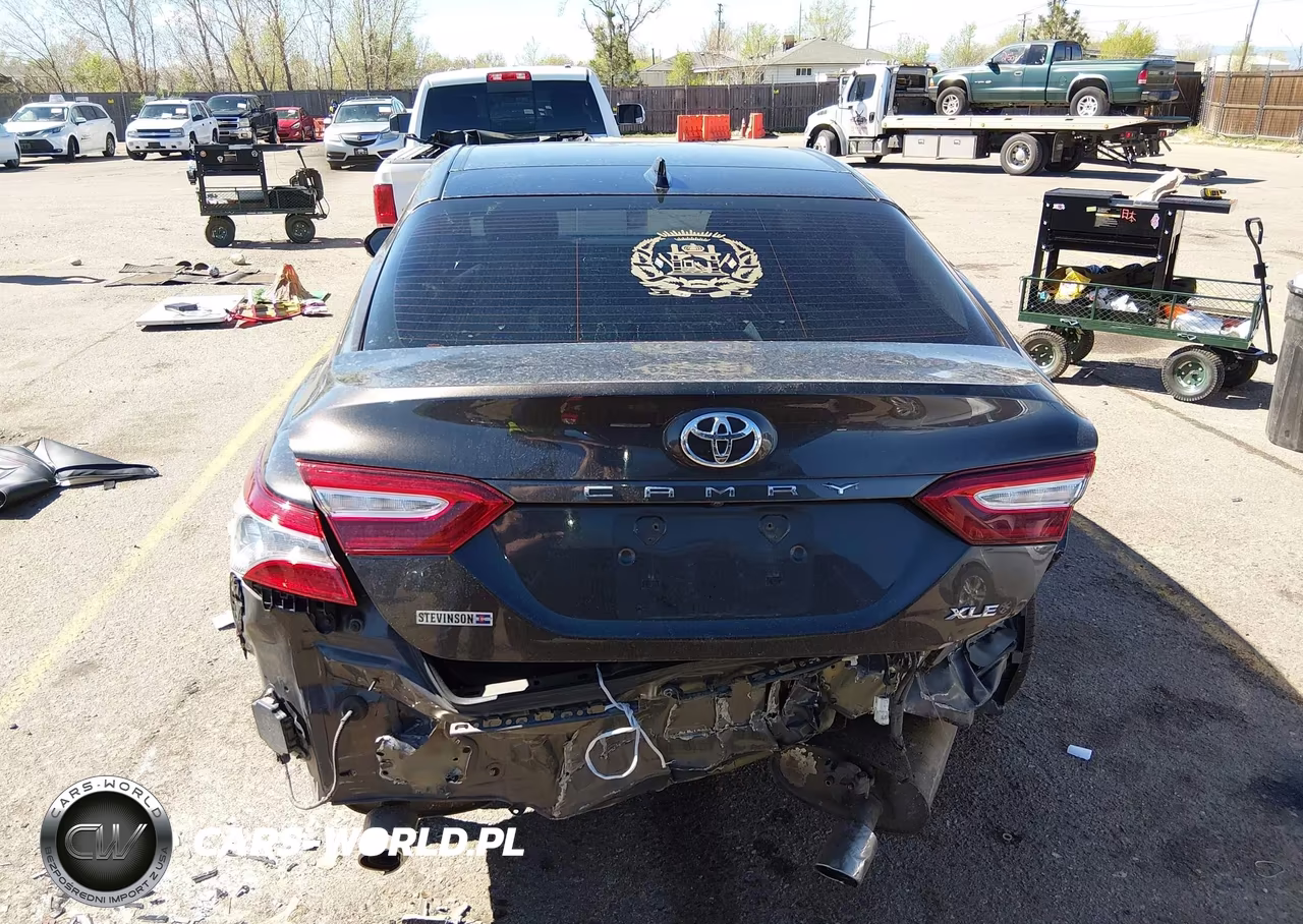 2018 Toyota Camry Xle V6 VIN:4T1BZ1HK8JU008122 - 16