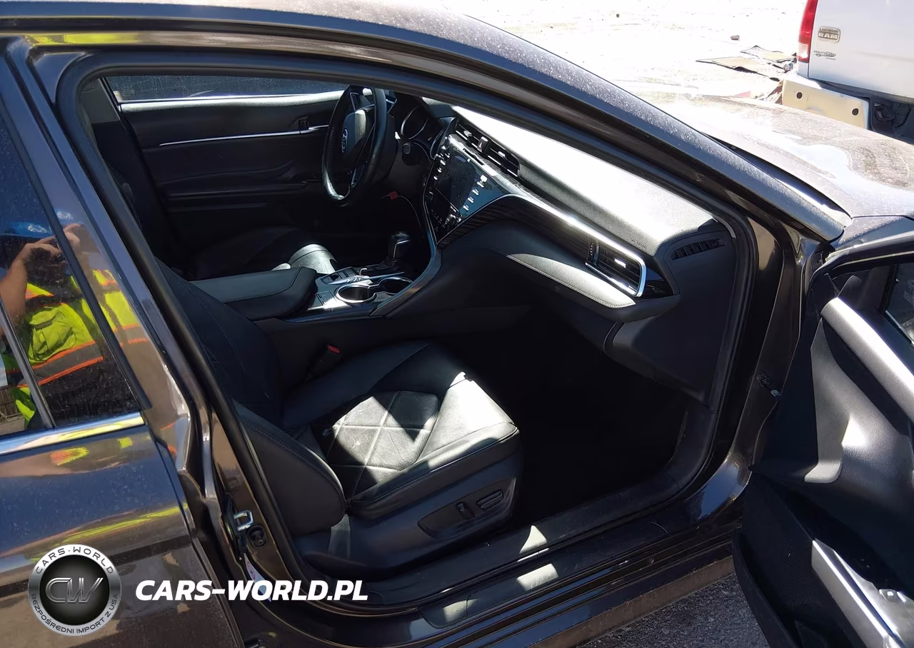 2018 Toyota Camry Xle V6 VIN:4T1BZ1HK8JU008122 - 5