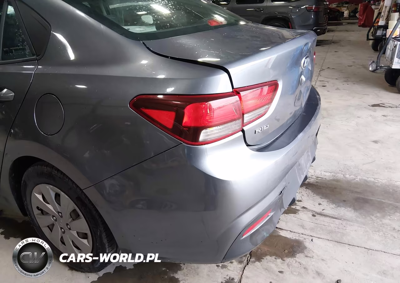 2019 Kia Rio S VIN:3KPA24AB6KE178754 - 18