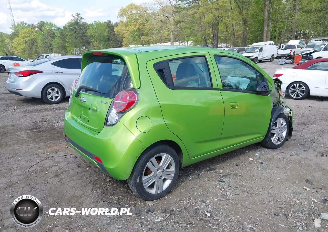 2015 Chevrolet Spark Ls Cvt VIN:KL8CB6S90FC808886 - 4