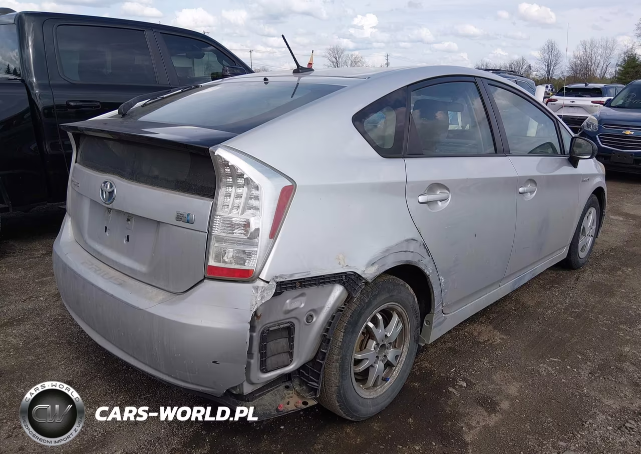 2010 Toyota Prius Iii VIN:JTDKN3DU6A0071939 - 4