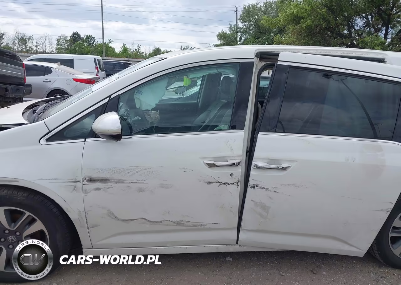 2016 Honda Odyssey Touring-Touring Elite VIN:5FNRL5H92GB059240 - 6
