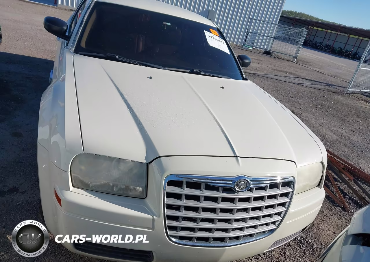 2007 Chrysler 300 VIN:2C3KA43RX7H833077 - 12