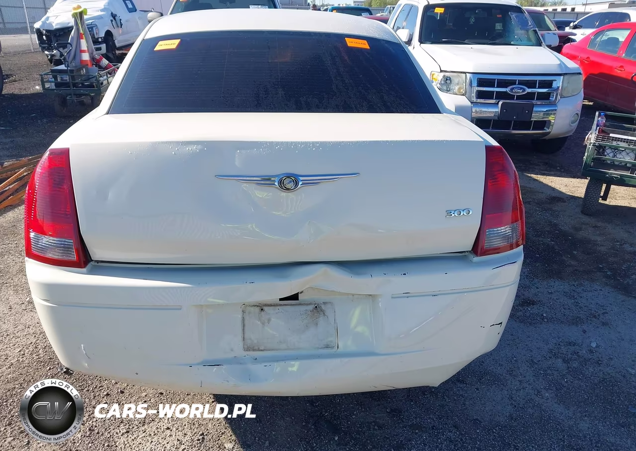 2007 Chrysler 300 VIN:2C3KA43RX7H833077 - 16