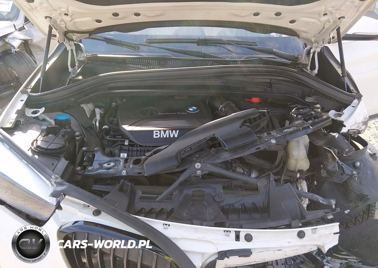2018 BMW X1 xDrive28I VIN:WBXHT3C35J5F91423 - 10