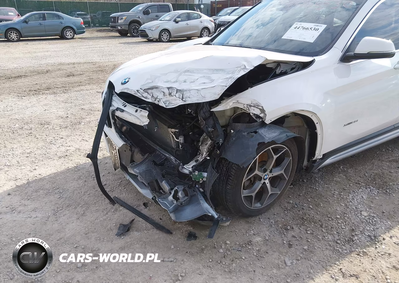 2018 BMW X1 xDrive28I VIN:WBXHT3C35J5F91423 - 6