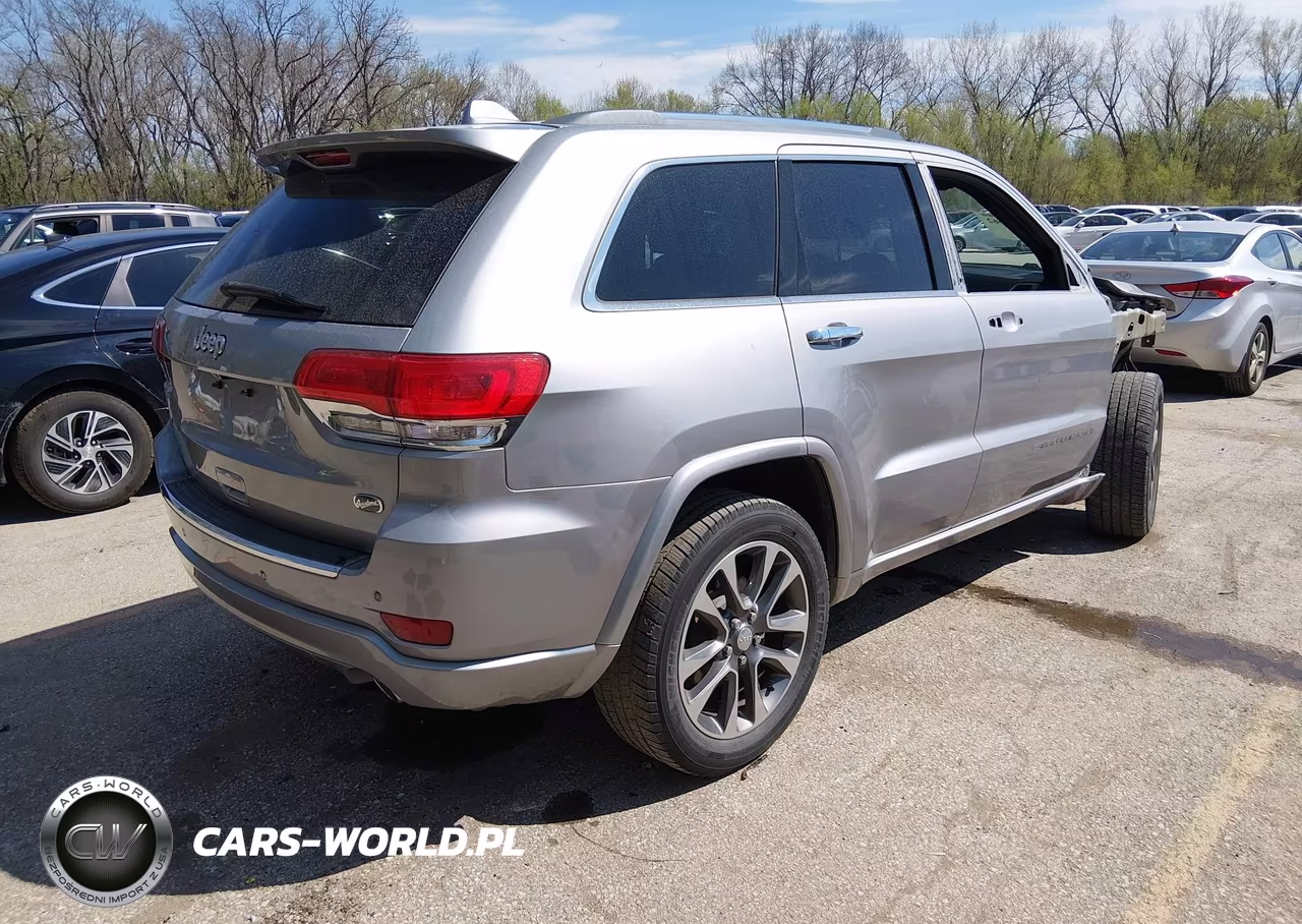 2017 Jeep Grand Cherokee Overland 4X2 VIN:1C4RJECG0HC827100 - 4