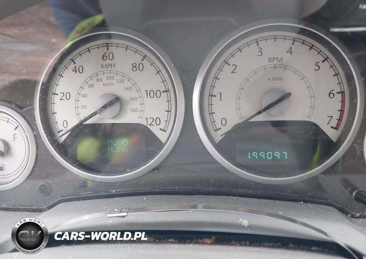 2008 Chrysler Town & Country Touring VIN:2A8HR54P88R666059 - 7