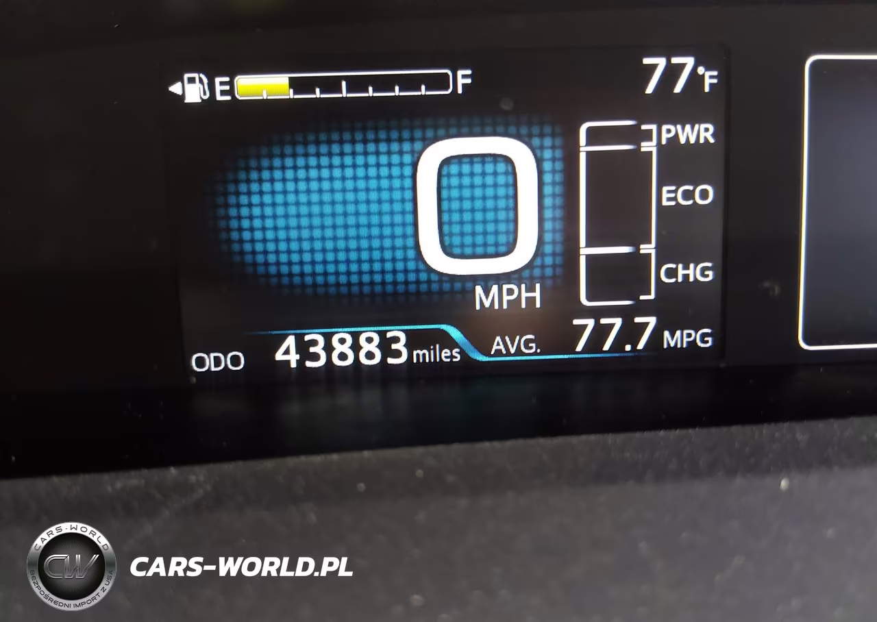 2021 Toyota Prius Prime Limited VIN:JTDKAMFP3M3195212 - 15