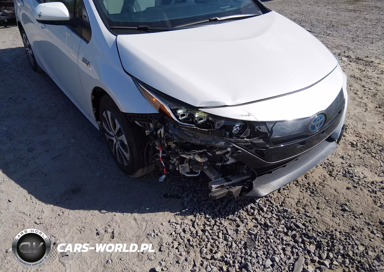 2021 Toyota Prius Prime Limited VIN:JTDKAMFP3M3195212 - 6