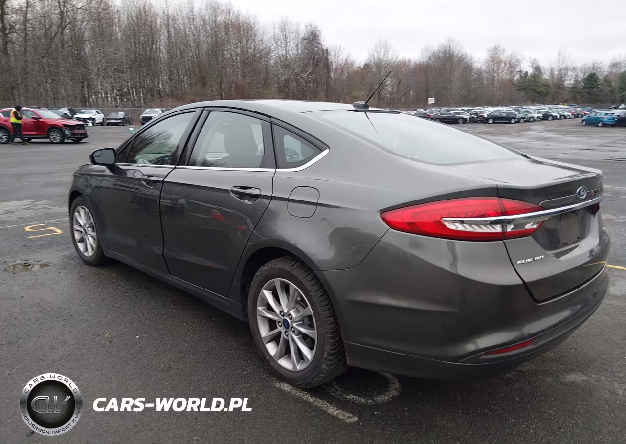 2017 Ford Fusion Se VIN:3FA6P0H75HR224695 - 3