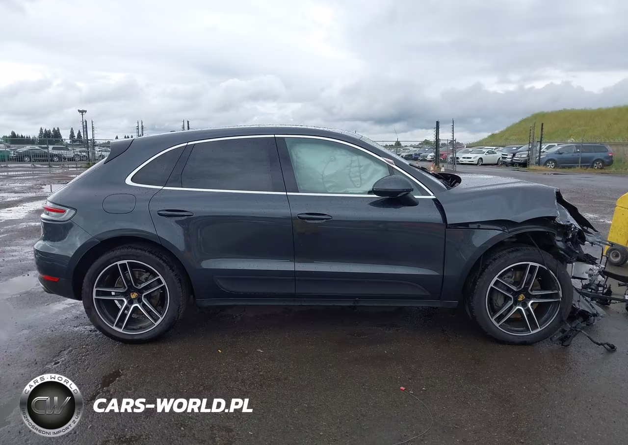 2019 Porsche Macan S VIN:WP1AB2A55KLB34569 - 14
