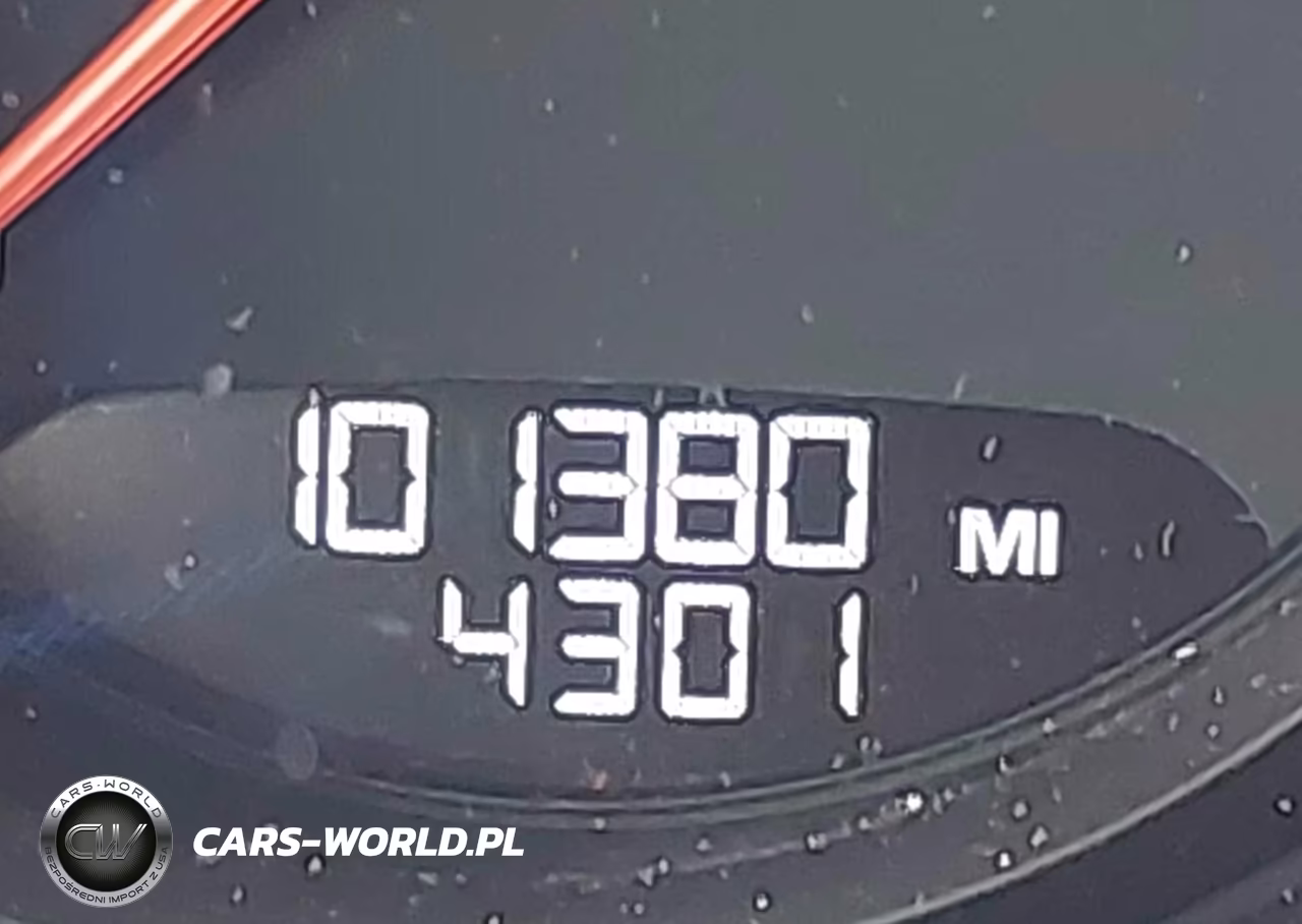 2019 Porsche Macan S VIN:WP1AB2A55KLB34569 - 16