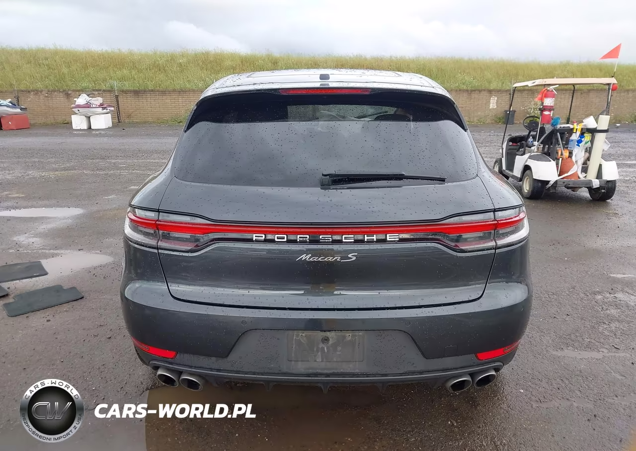 2019 Porsche Macan S VIN:WP1AB2A55KLB34569 - 17