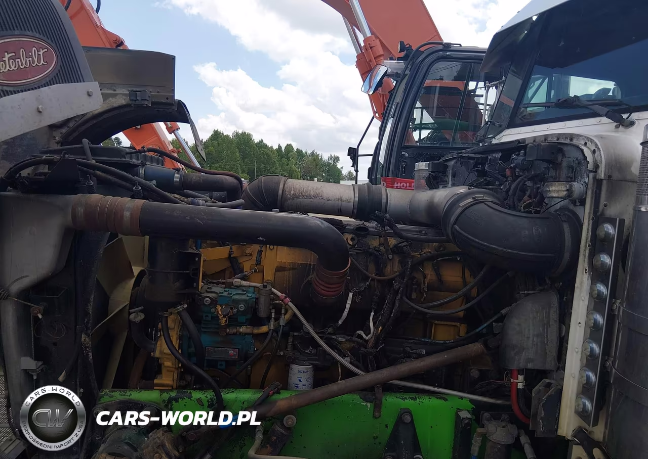 1995 Peterbilt 379 VIN:1XP5DB8X8SN373928 - 10