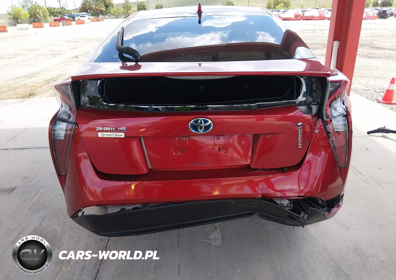 2016 Toyota Prius Three VIN:JTDKARFU4G3522711 - 18