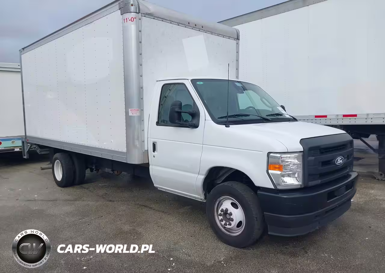 2026 Ford E-350 Cutaway