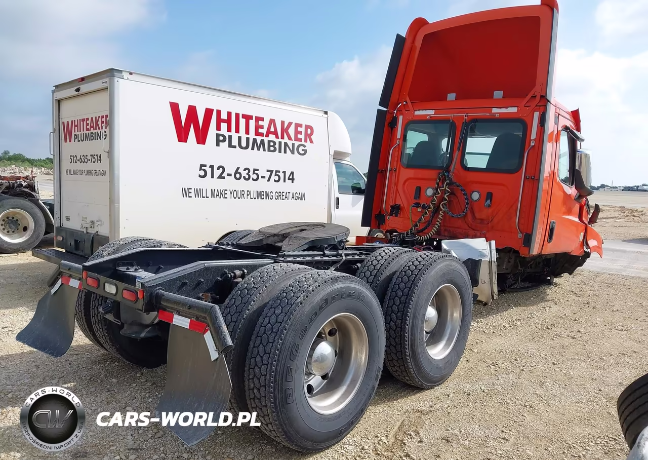 2021 Freightliner New Cascadia 126 VIN:3AKJHLDR4MSMR1360 - 4