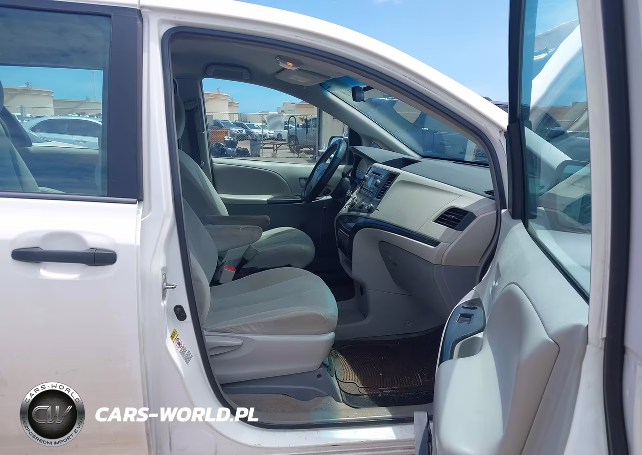 2013 Toyota Sienna L V6 7 Passenger VIN:5TDZK3DC6DS358374 - 5
