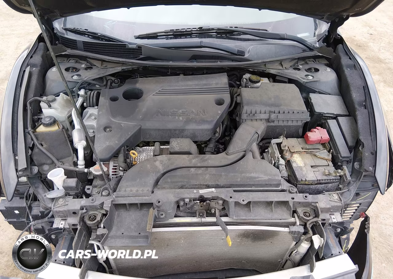 2018 Nissan Altima 2.5 Sr VIN:1N4AL3AP6JC181992 - 10