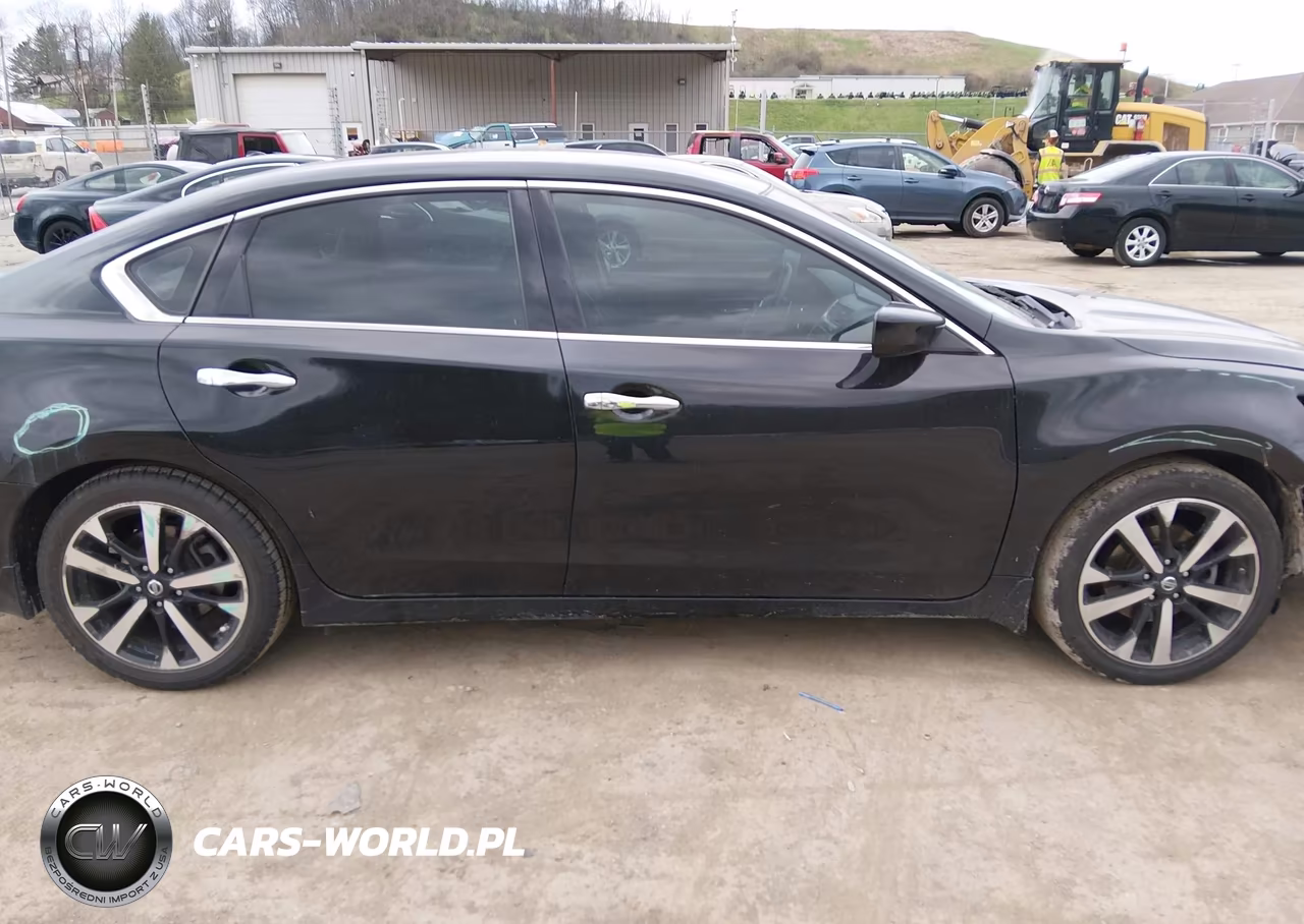 2018 Nissan Altima 2.5 Sr VIN:1N4AL3AP6JC181992 - 14