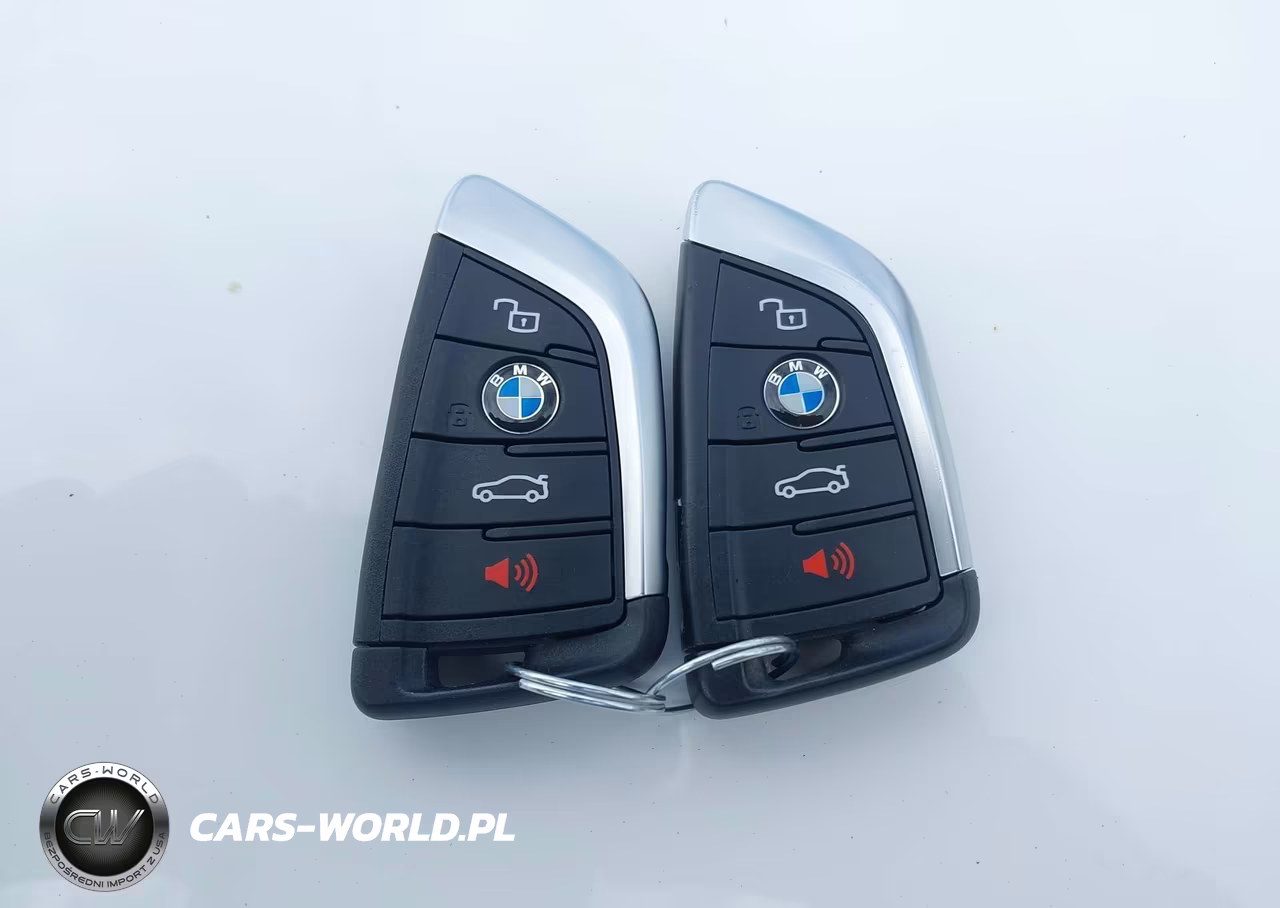 2024 BMW 330I VIN:3MW69FF0XR8E41399 - 11