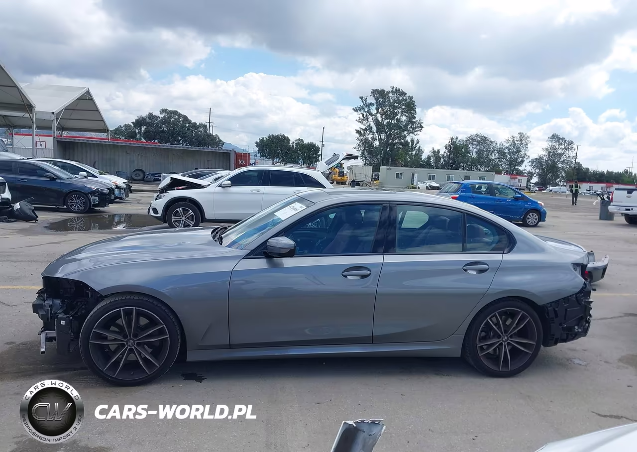 2024 BMW 330I VIN:3MW69FF0XR8E41399 - 15