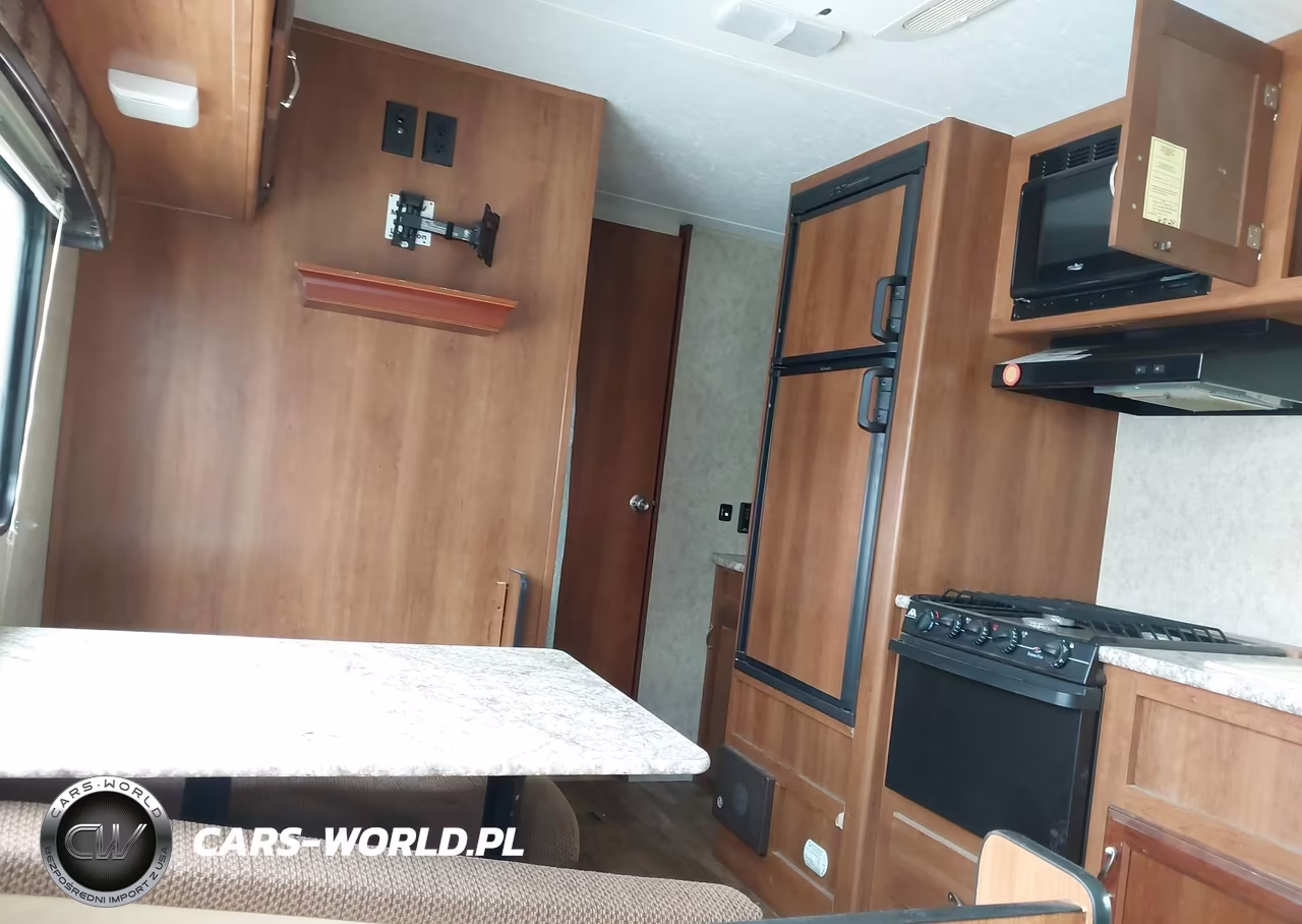 2017 Forest River Other VIN:5ZT2AVR89HB912194 - 8